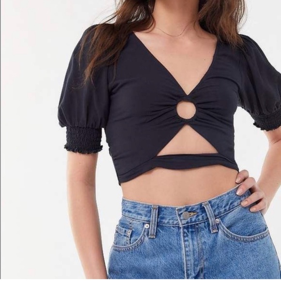 Urban Outfitters Tops Nwot Urban Outfitters Maisy Cutout Tie